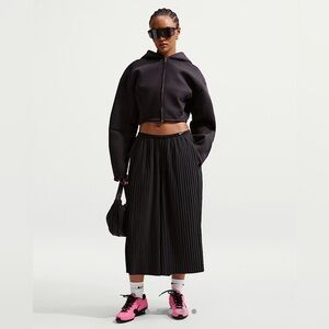 Nike Sportswear Oversized Mid Rise Culotte Pants